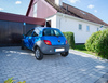 Grändsten grå på garageuppfart